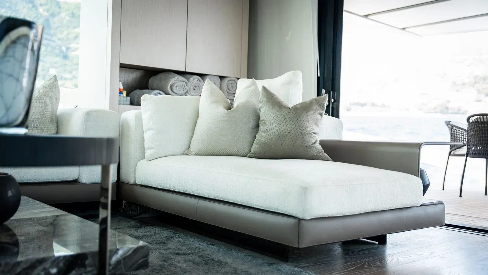 the best price on LA