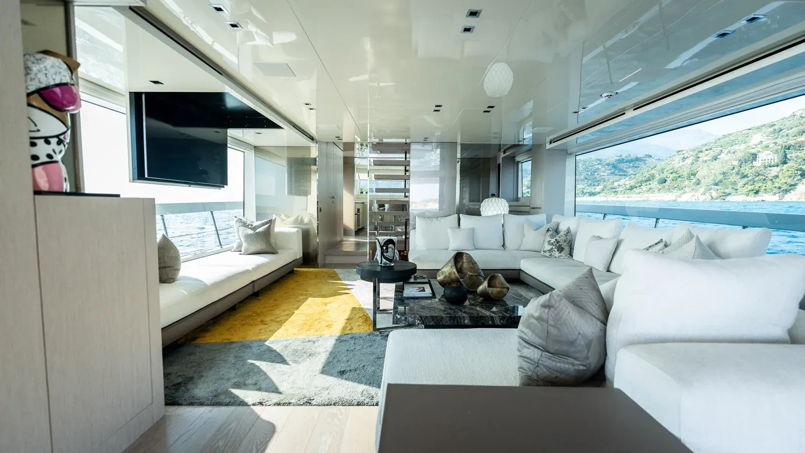 Buy a yacht LA - Sanlorenzo