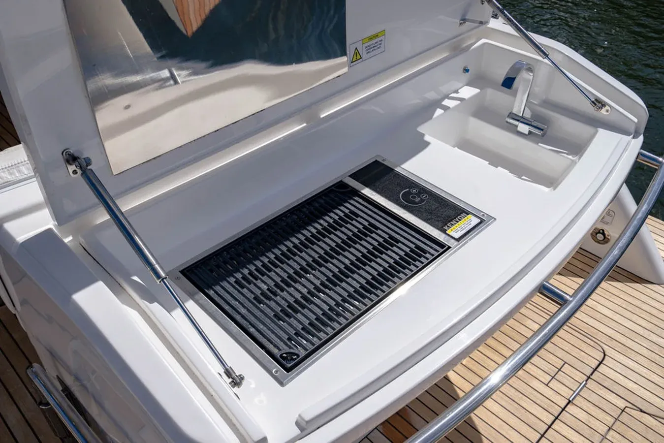 the best price on Nonna Lisa - SCHAEFER YACHTS