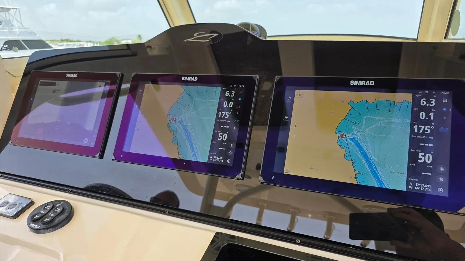 Buy a yacht Sin Comentarios 350 LXF