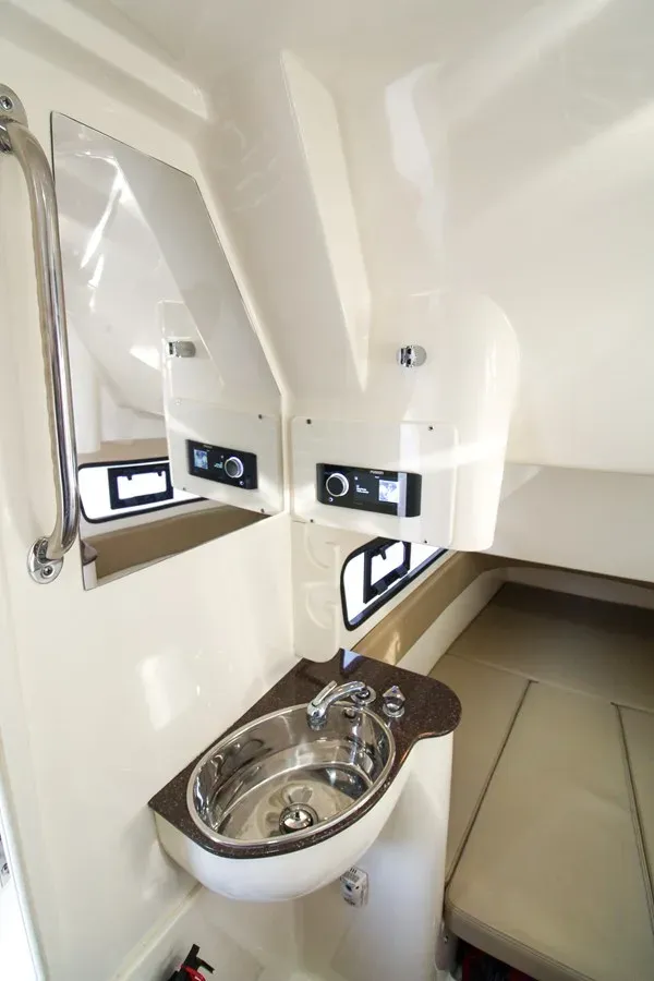 Buy a yacht C MONSTER 35