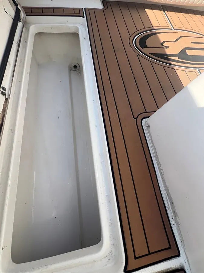 Buy a yacht - 286 Center Console