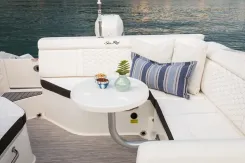 best yacht sales deals Sea Ray 270SD-OB