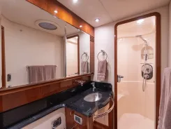 Купить яхту UPSIDE в Shestakov Yacht Sales