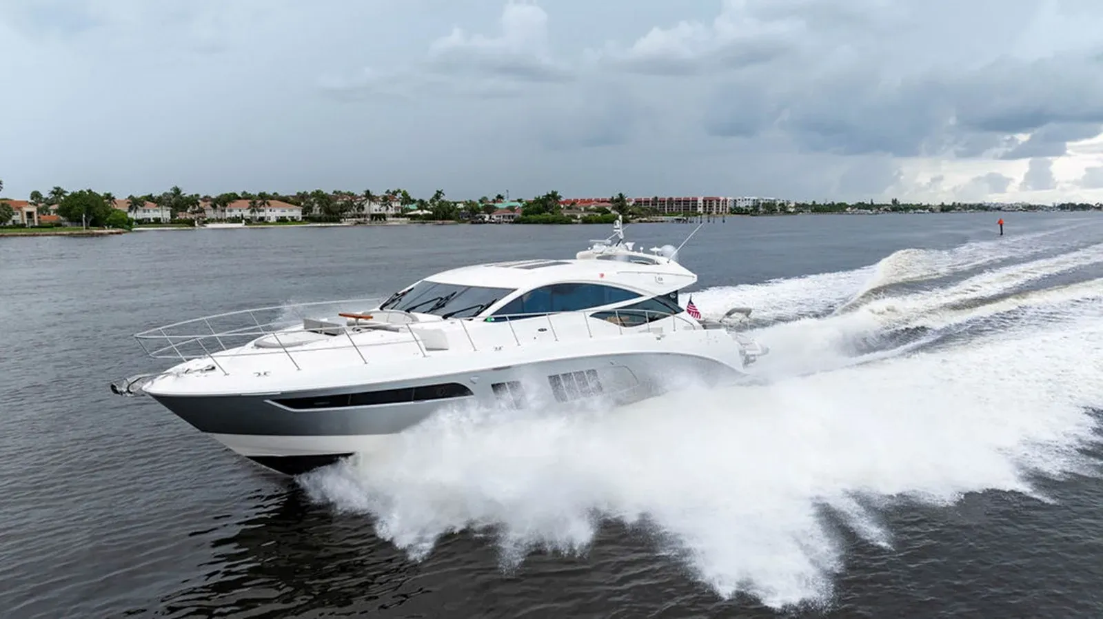 Купить яхту Bella L650 в Shestakov Yacht Sales