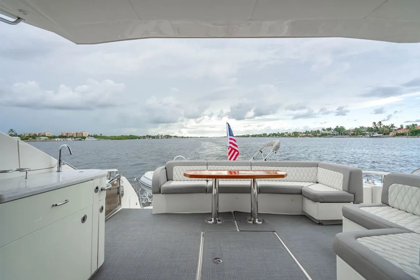 Стоимость яхты Bella L650