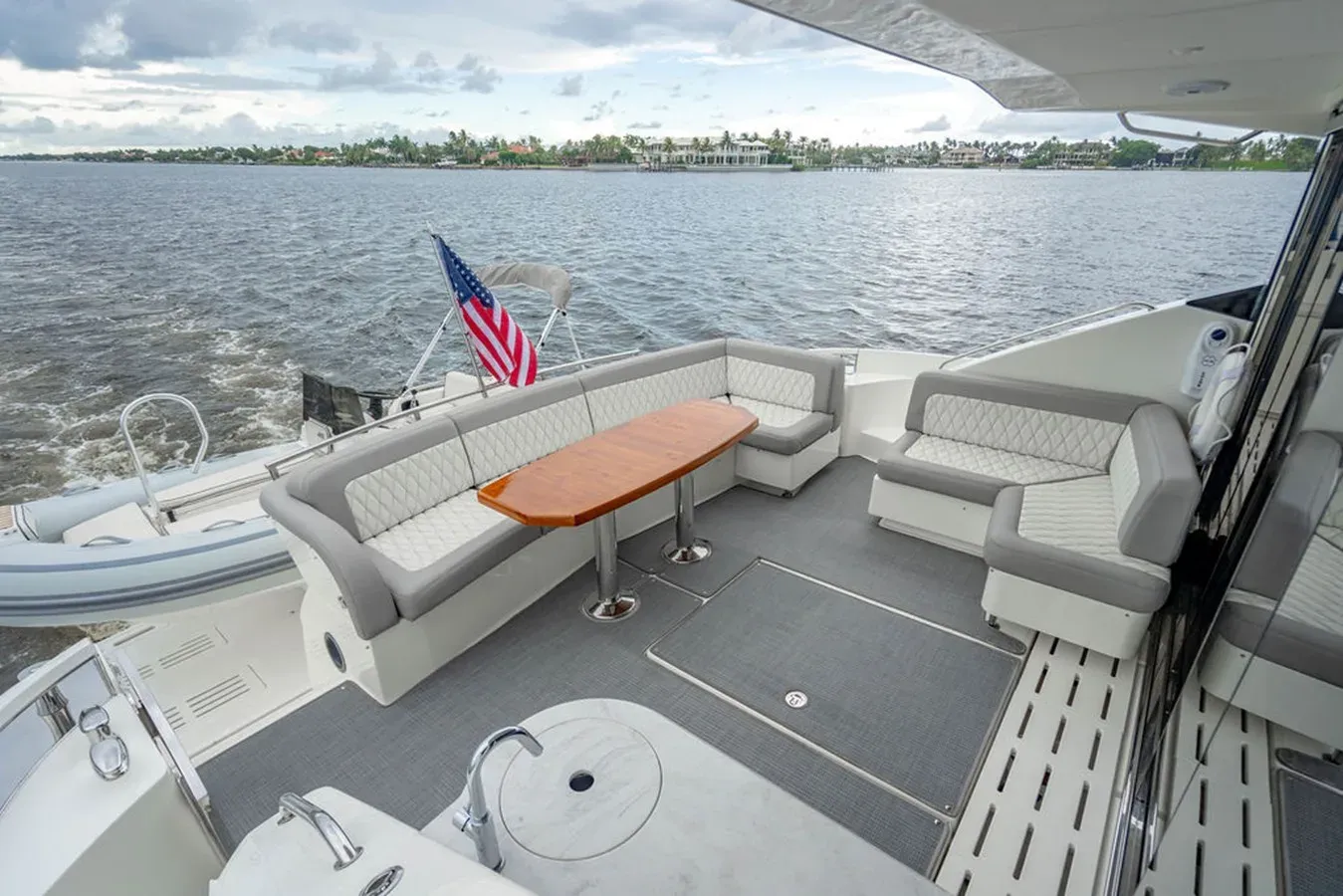 Купить яхту Bella 2017 в Shestakov Yacht Sales