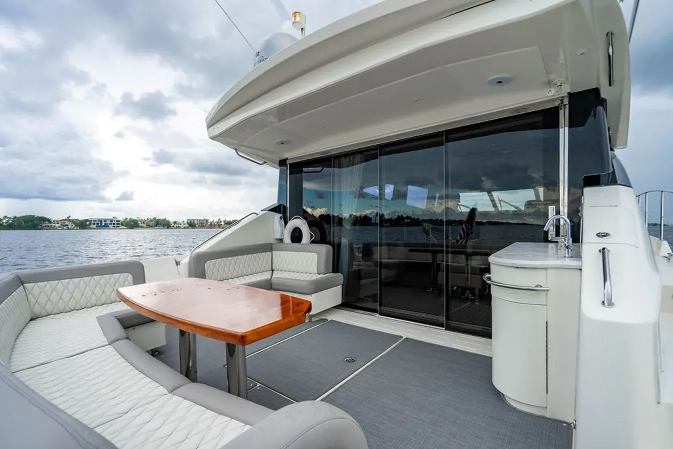Купить Bella L650