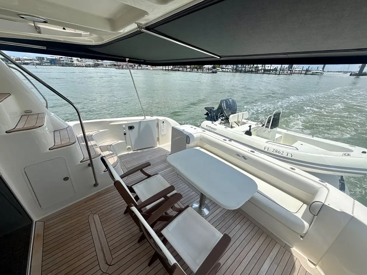 Купить яхту One More Time - SEA RAY в Shestakov Yacht Sales