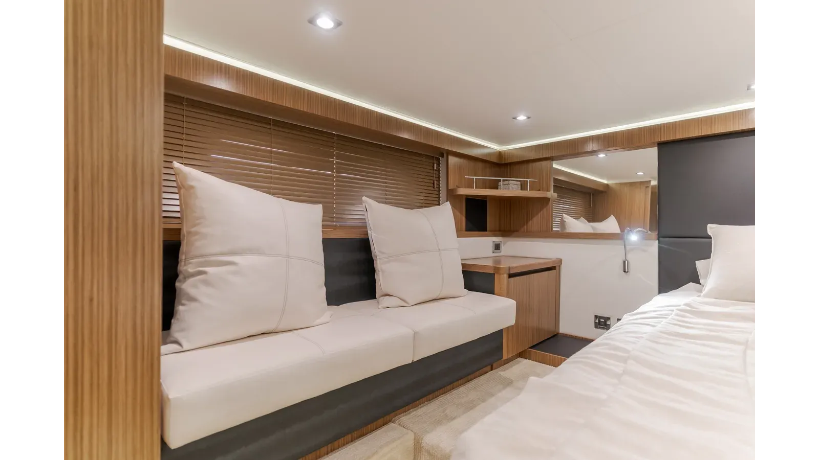 best yacht sales deals Saw Sea IIII - SEA RAY
