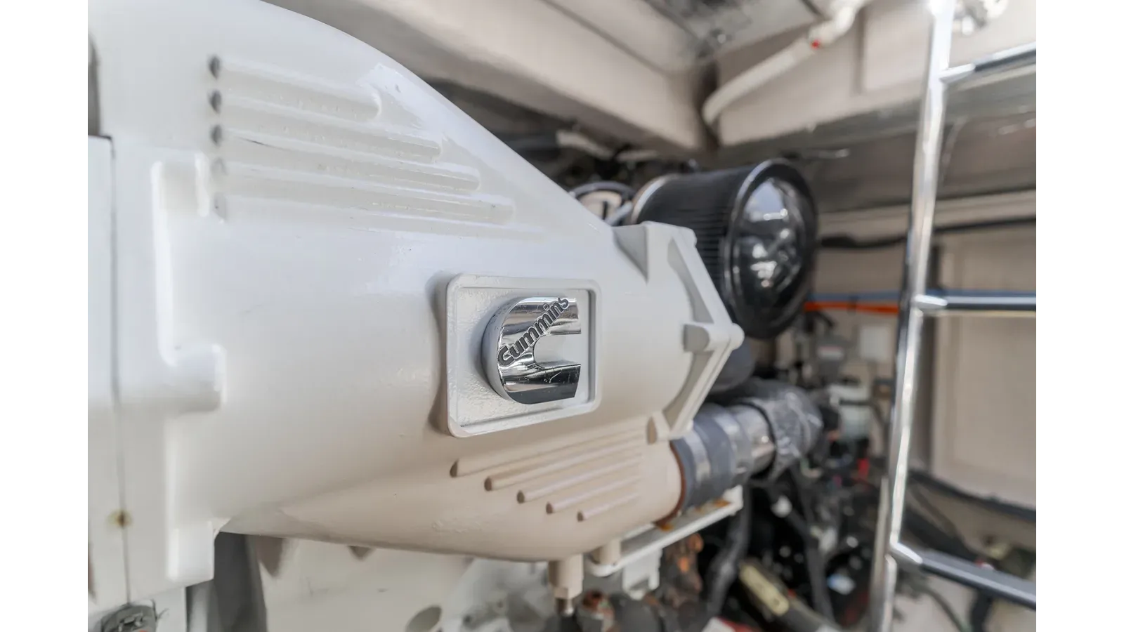 Buy a Saw Sea IIII 46 at Shestakov Yacht Sales