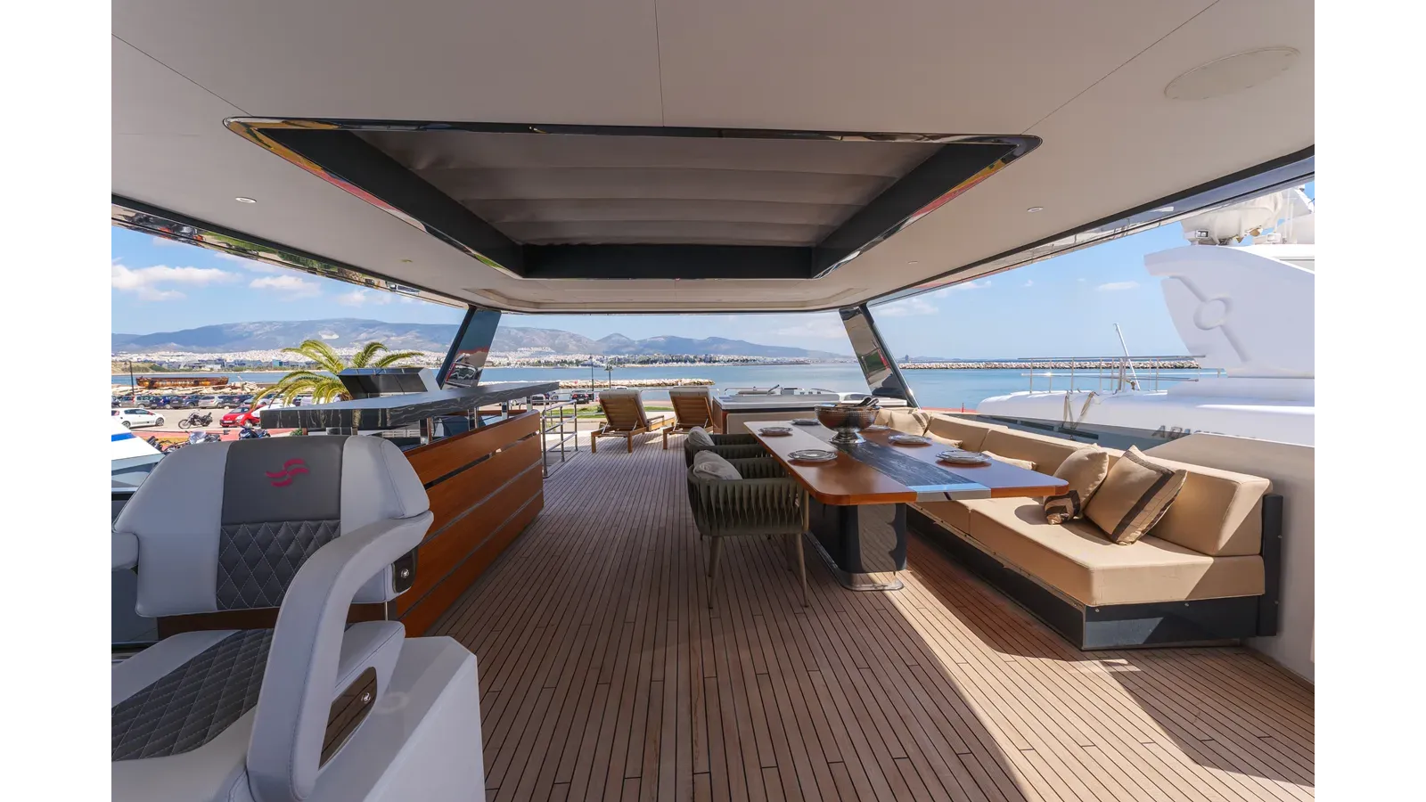 Buy a yacht HELIOPHILIA 88