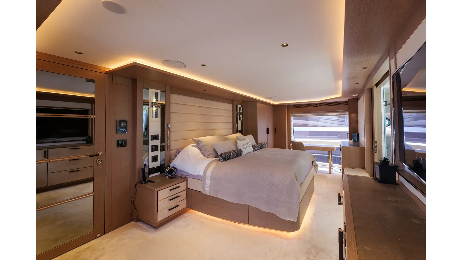 Buy a HELIOPHILIA at Shestakov Yacht Sales