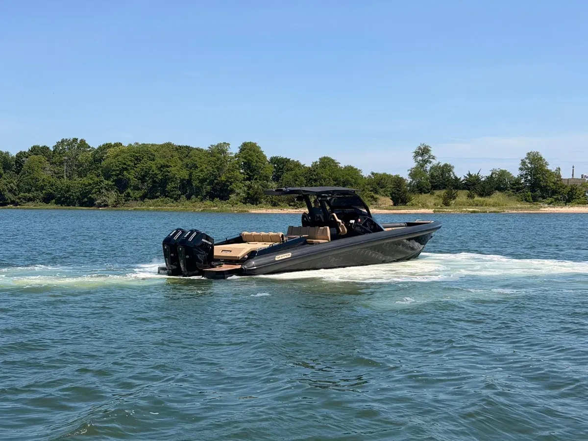 Buy a yacht 42NC 2023