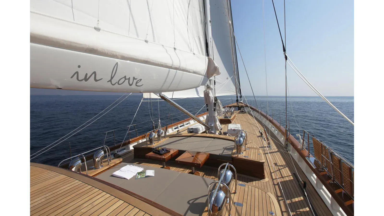 Лучшая цена на IN LOVE 2014