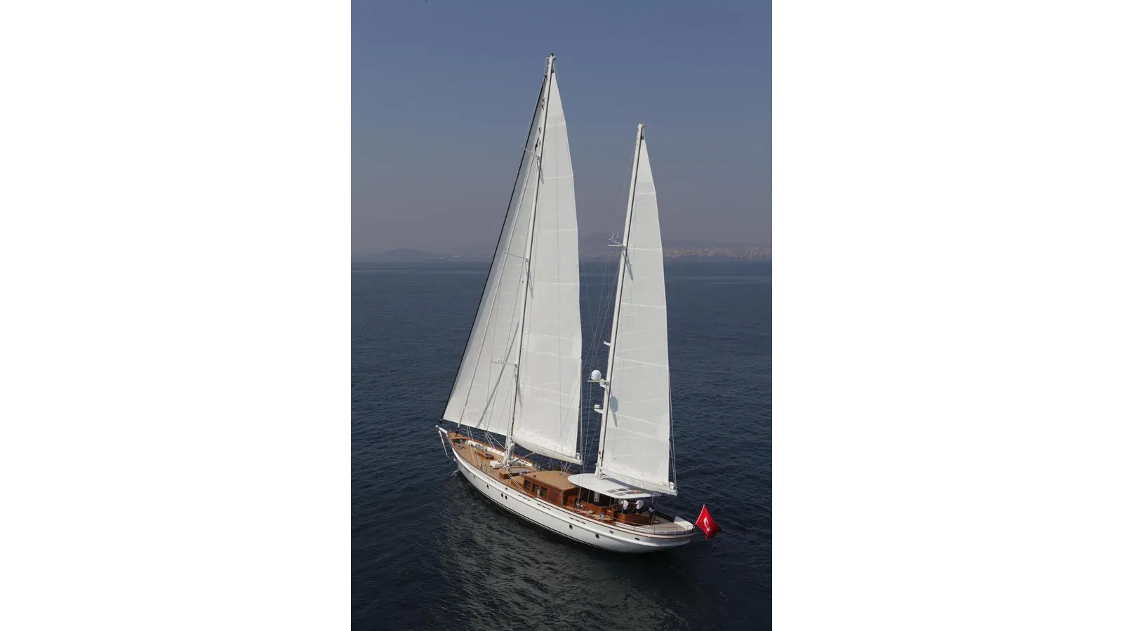 Лучшая цена на IN LOVE Schooner