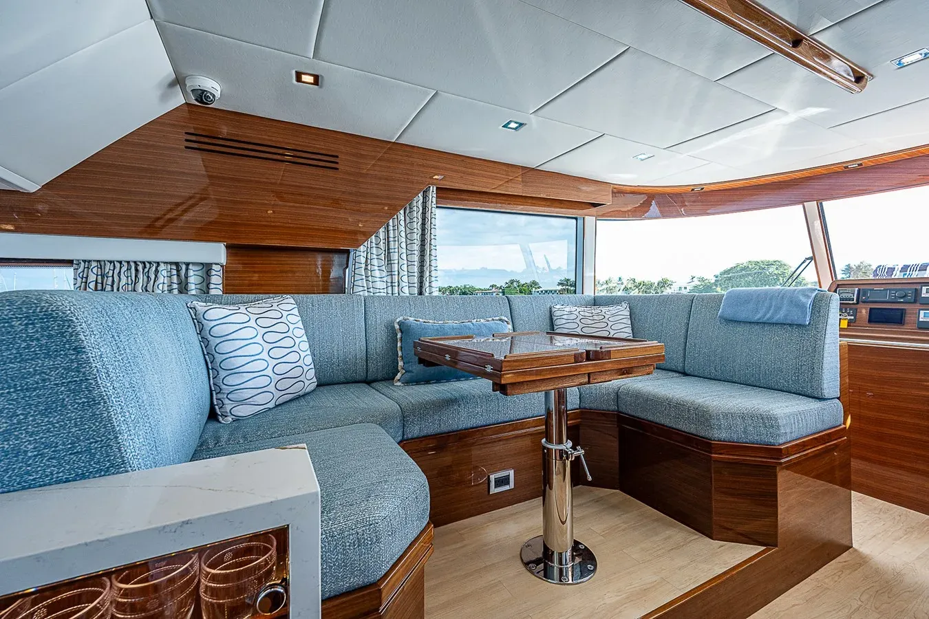 EAST BY SOUTH yacht sale