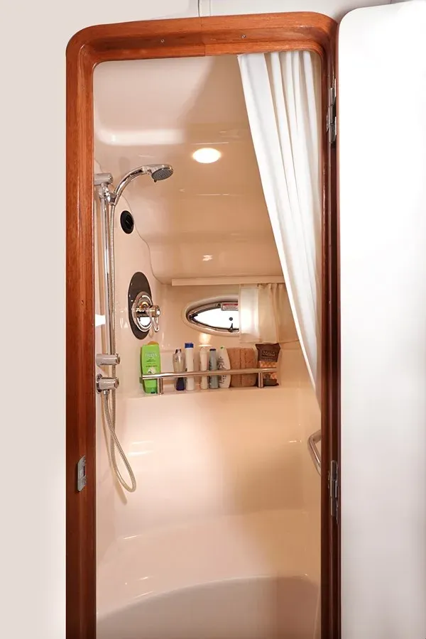 Продажа яхты SEA RAY
