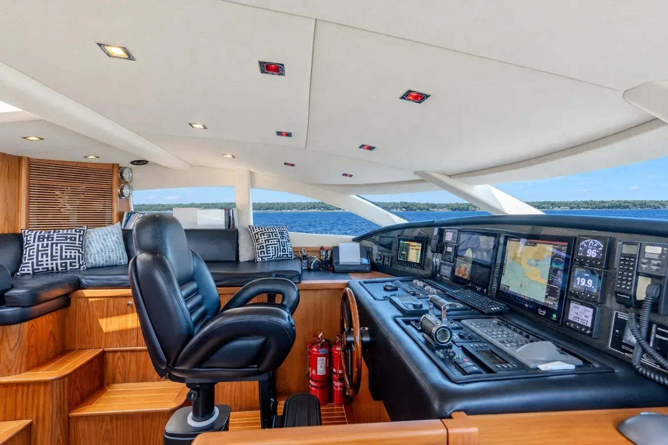 2004 Sunseeker 105 Yacht 2004