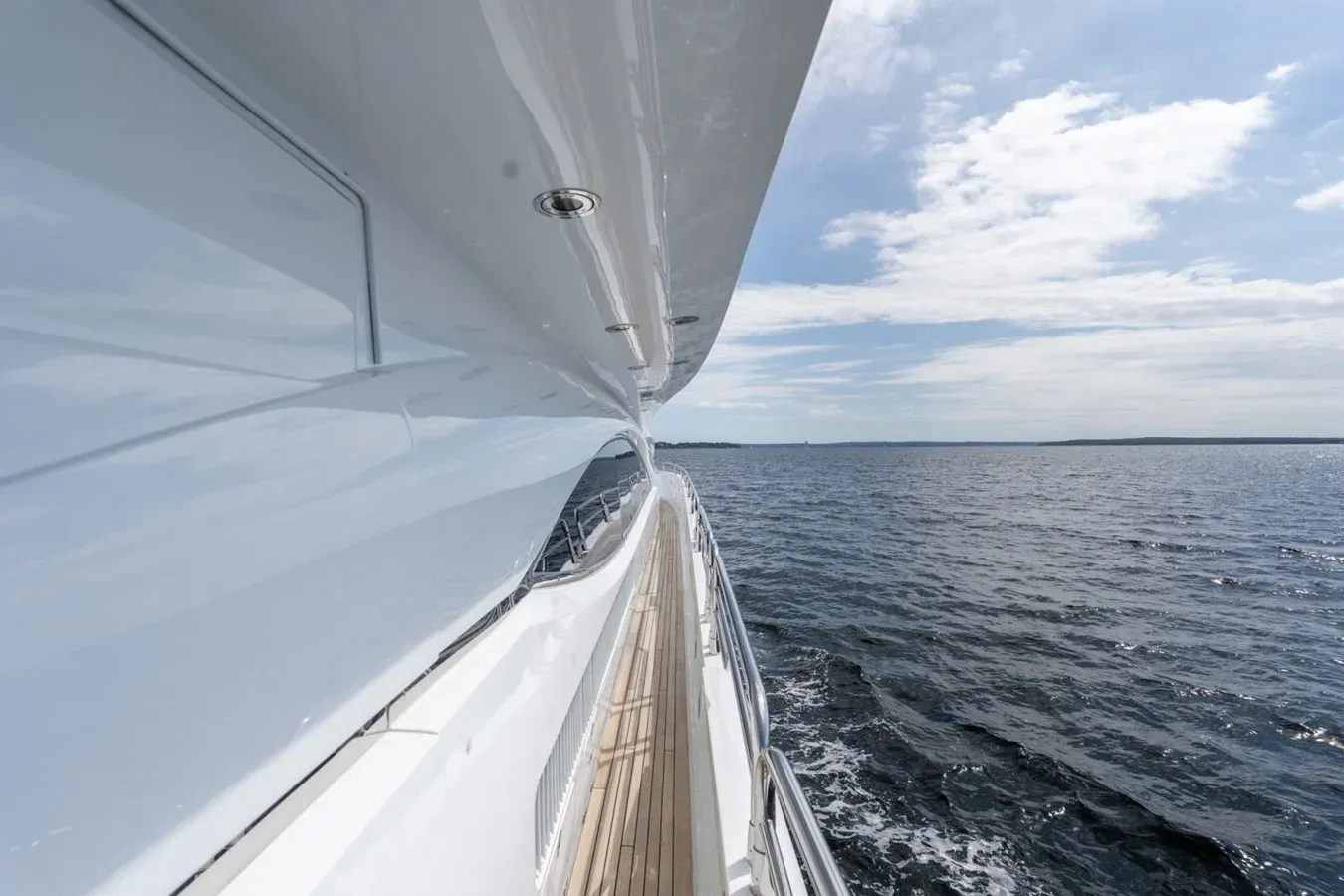 2004 Sunseeker 105 Yacht 105