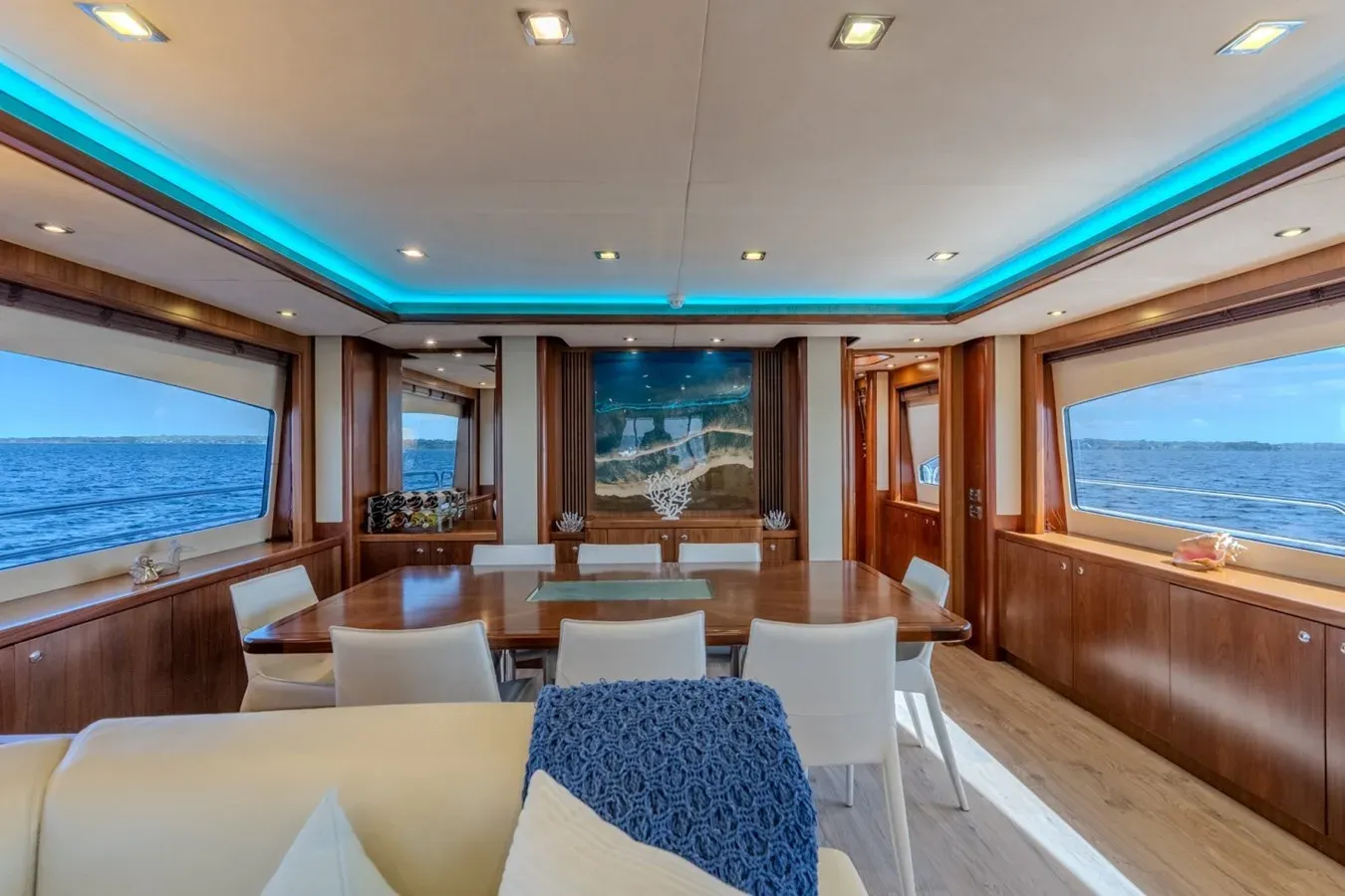 2004 Sunseeker 105 Yacht 105 price