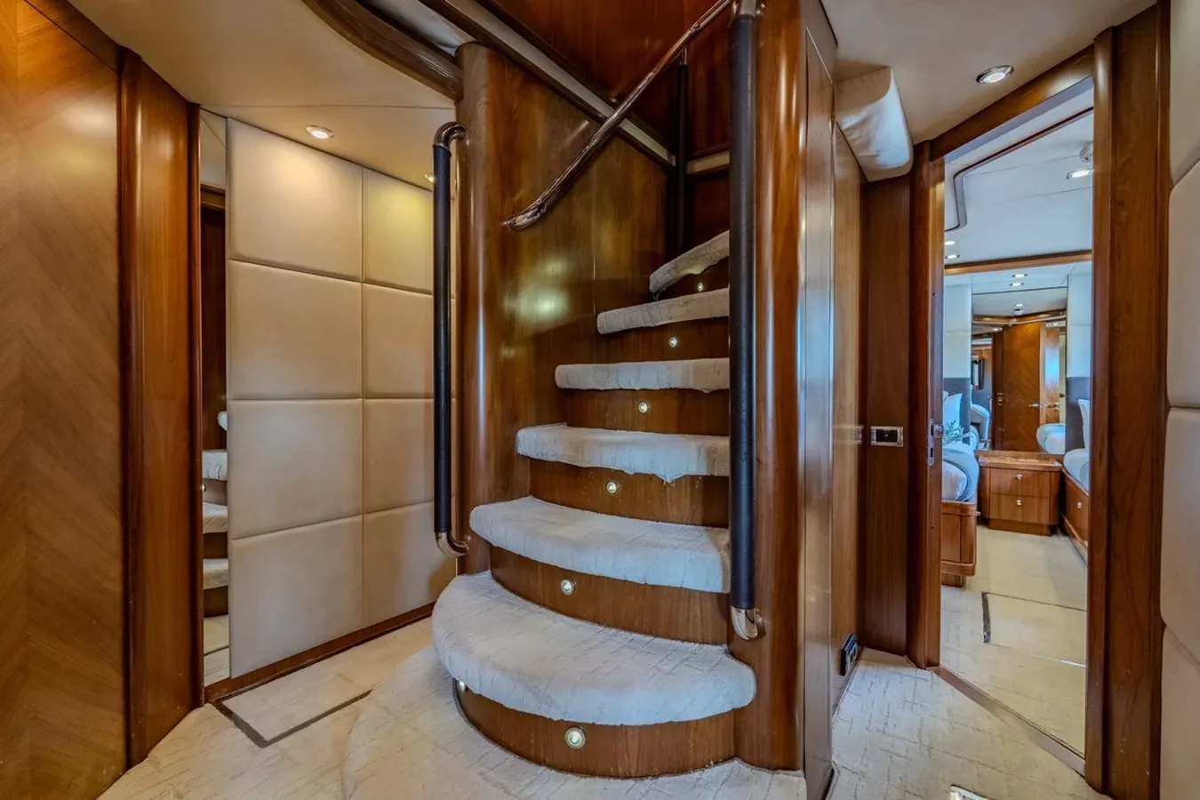 2004 Sunseeker 105 Yacht - Sunseeker price