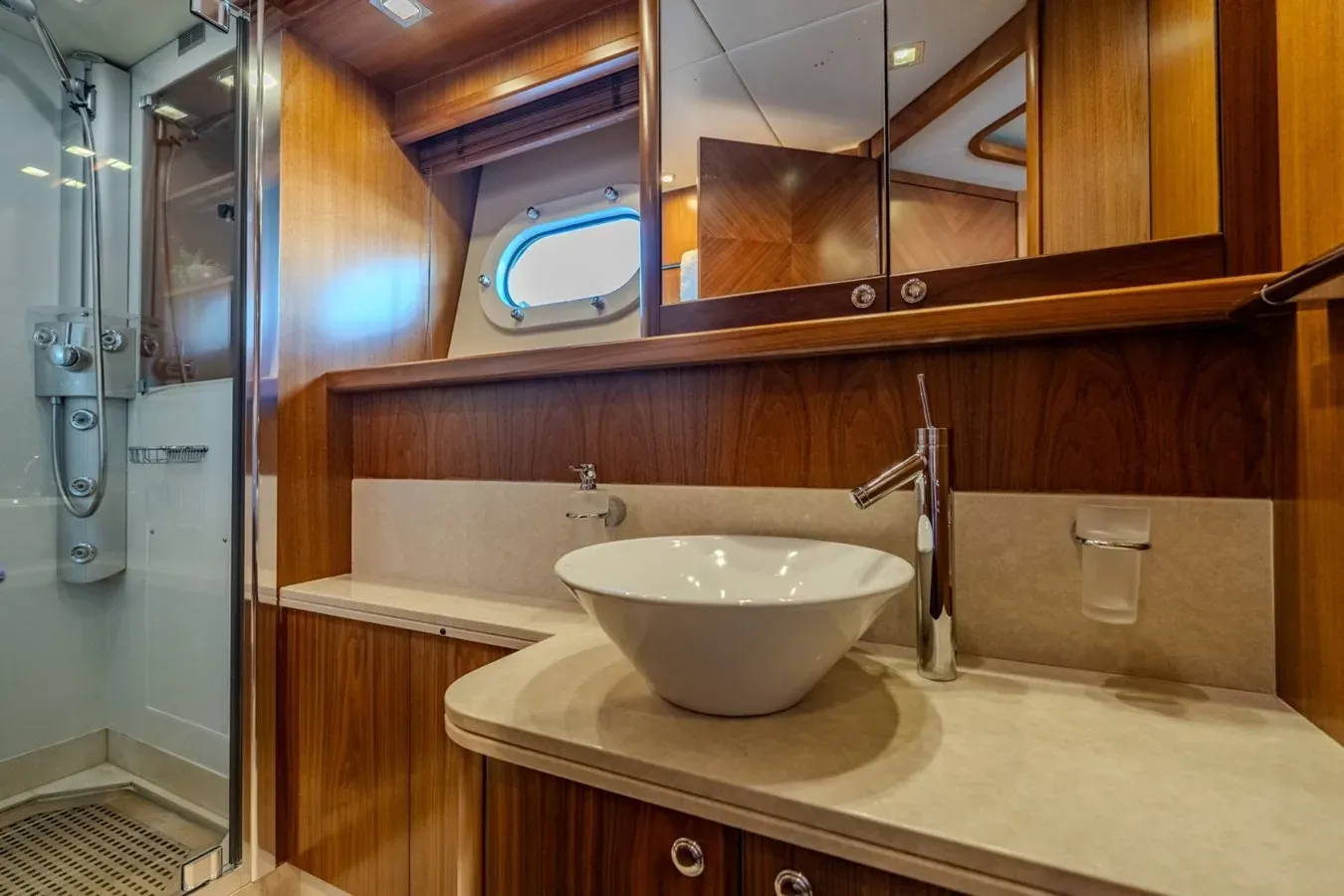 2004 Sunseeker 105 Yacht 105