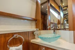 best yacht sales deals 2004 Sunseeker 105 Yacht