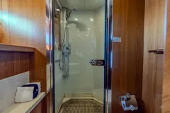 Buy a yacht 2004 Sunseeker 105 Yacht