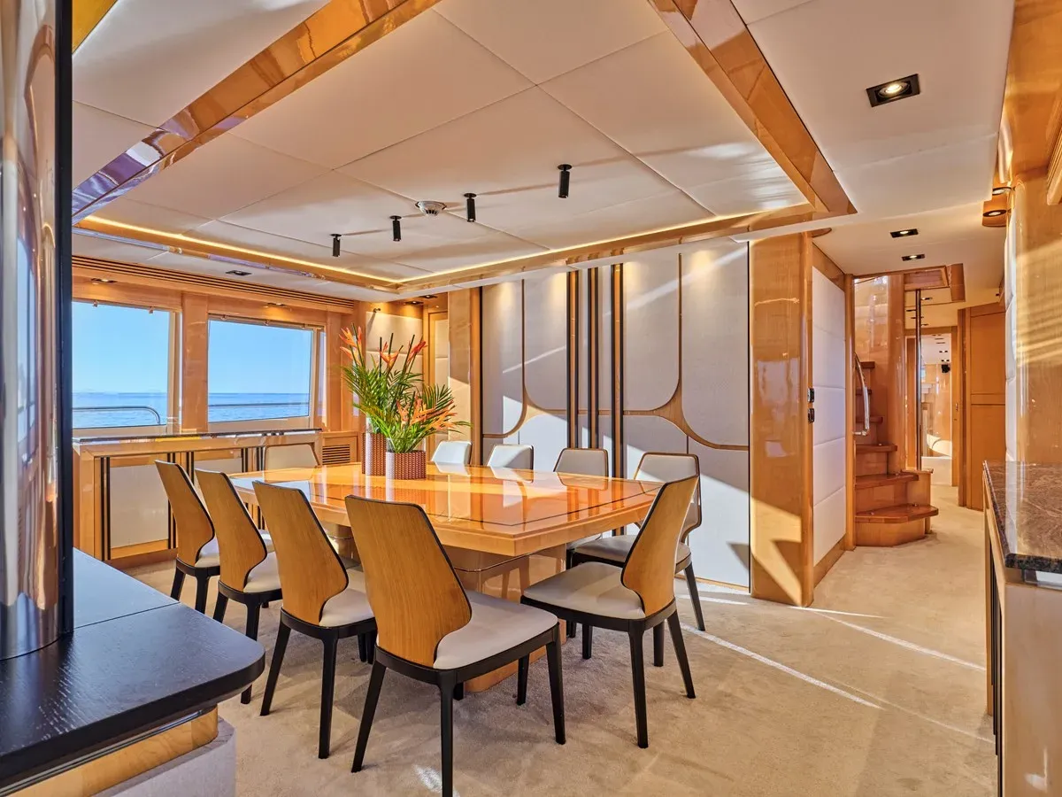 Blade I yacht sale