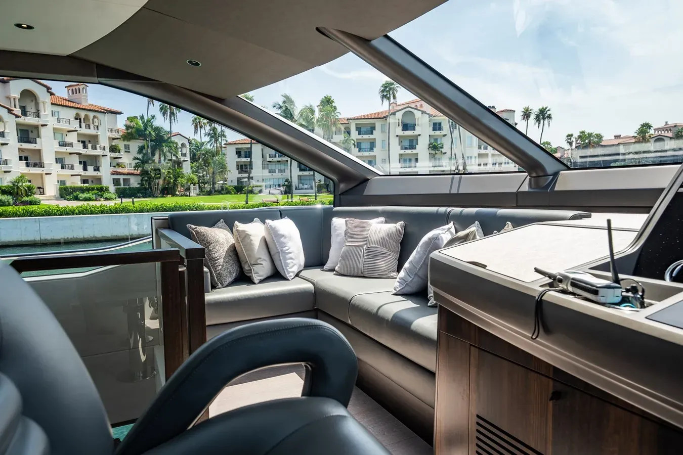BAZINGA - Sunseeker yacht sale