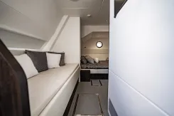 Buy a yacht BAZINGA - Sunseeker