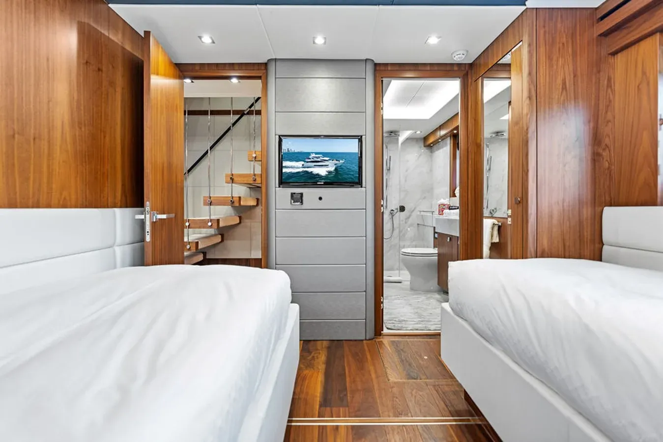Buy a yacht SEA ZAR - Sunseeker
