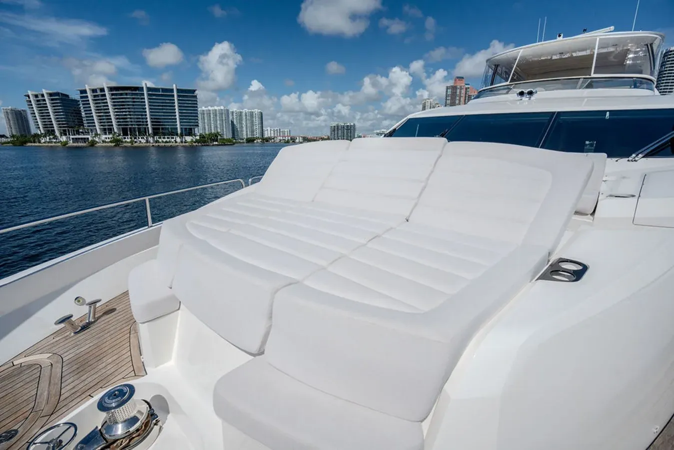 Buy a SEA ZAR 86 YACHT at Shestakov Yacht Sales