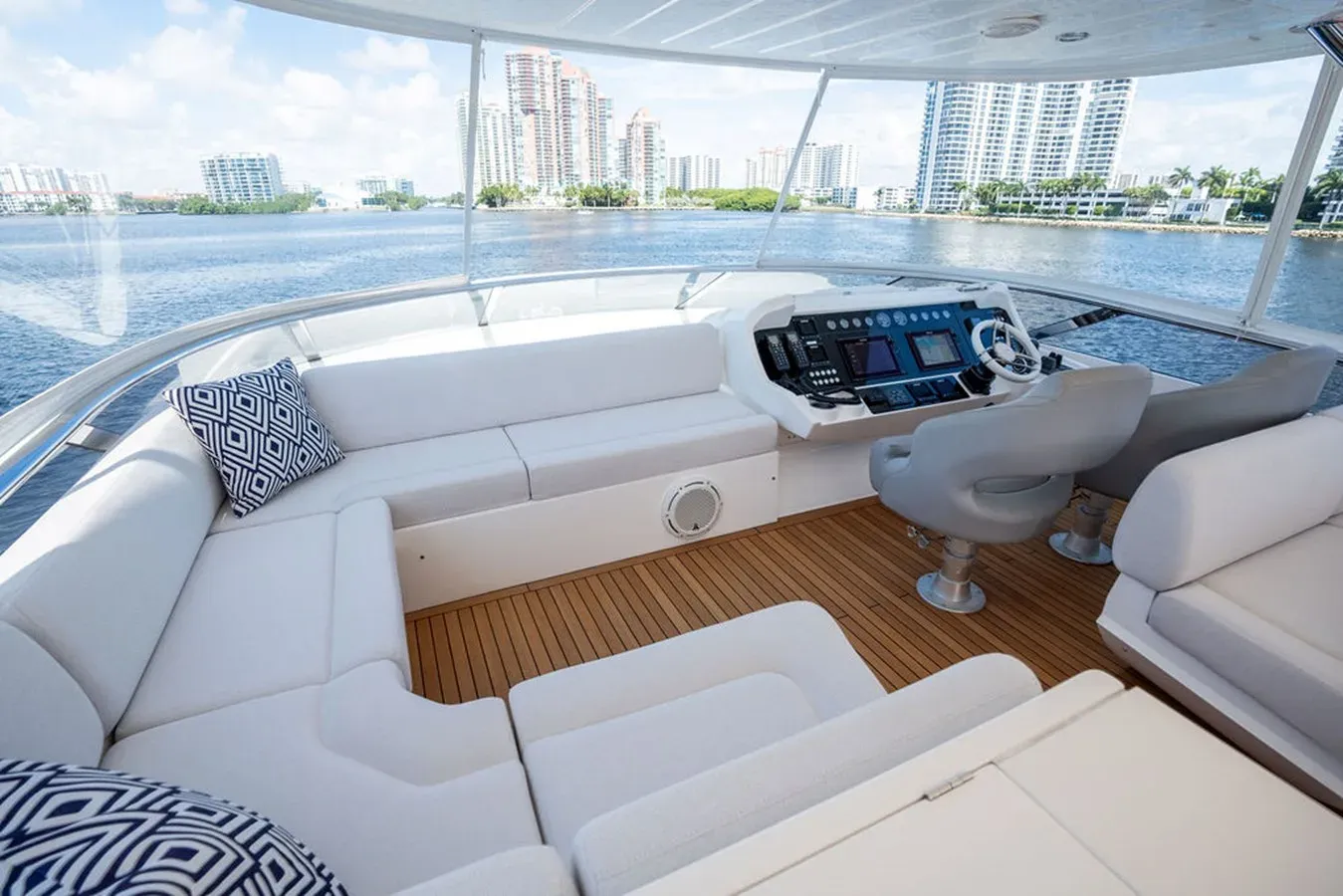 Buy a yacht SEA ZAR 86