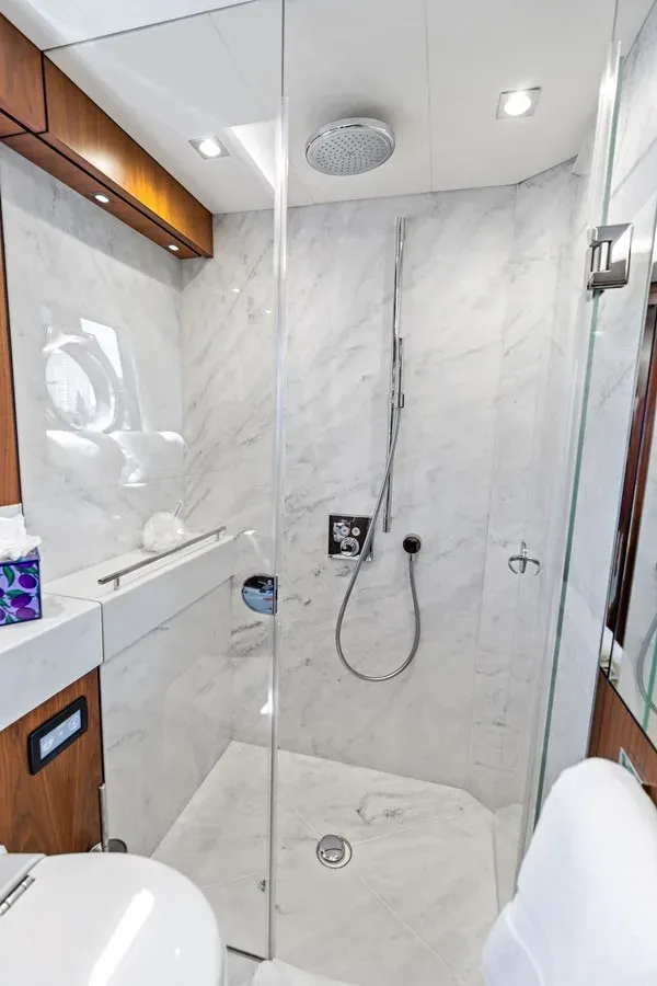 SEA ZAR - Sunseeker yacht sale