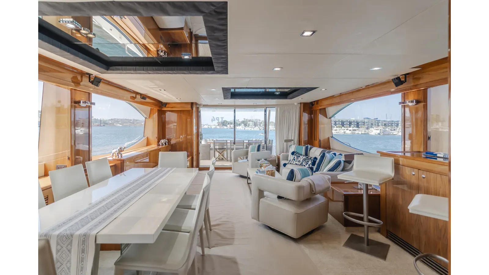 Buy a yacht Indecent Proposal IV 2011