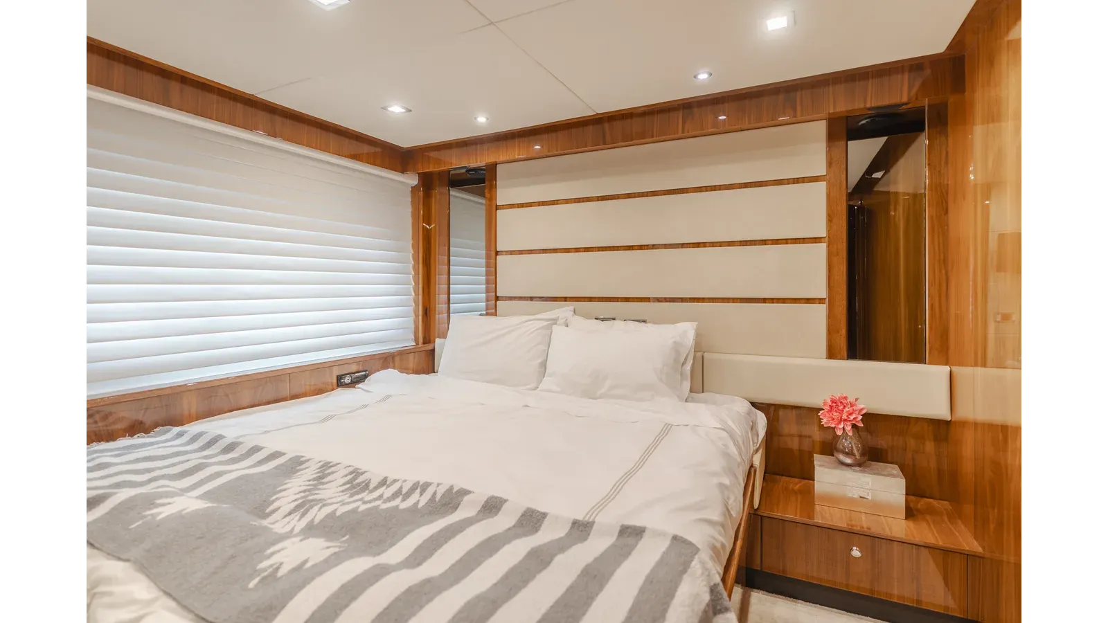 Buy a Indecent Proposal IV at Shestakov Yacht Sales