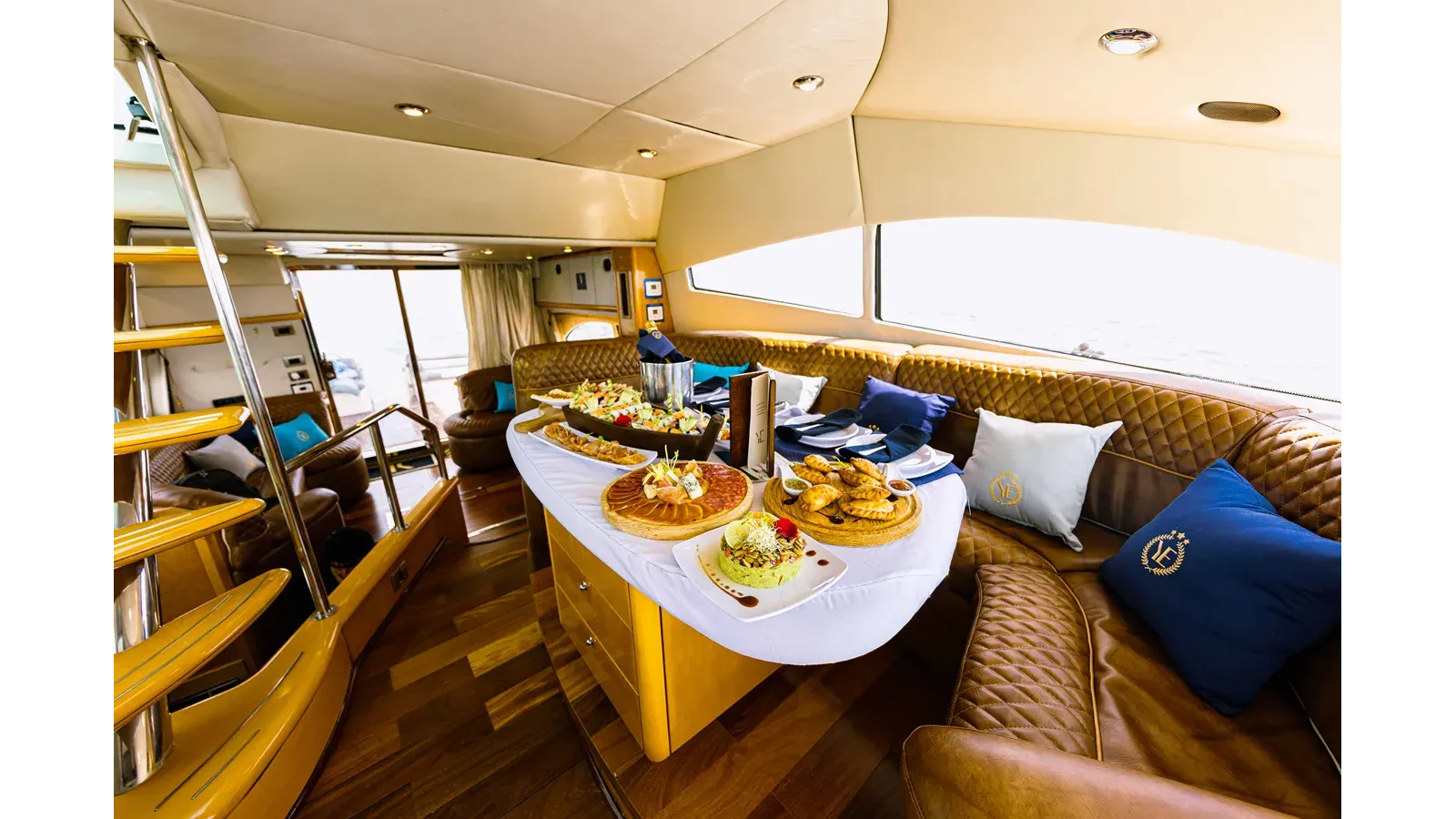 Купить яхту LA MORE 56 в Shestakov Yacht Sales