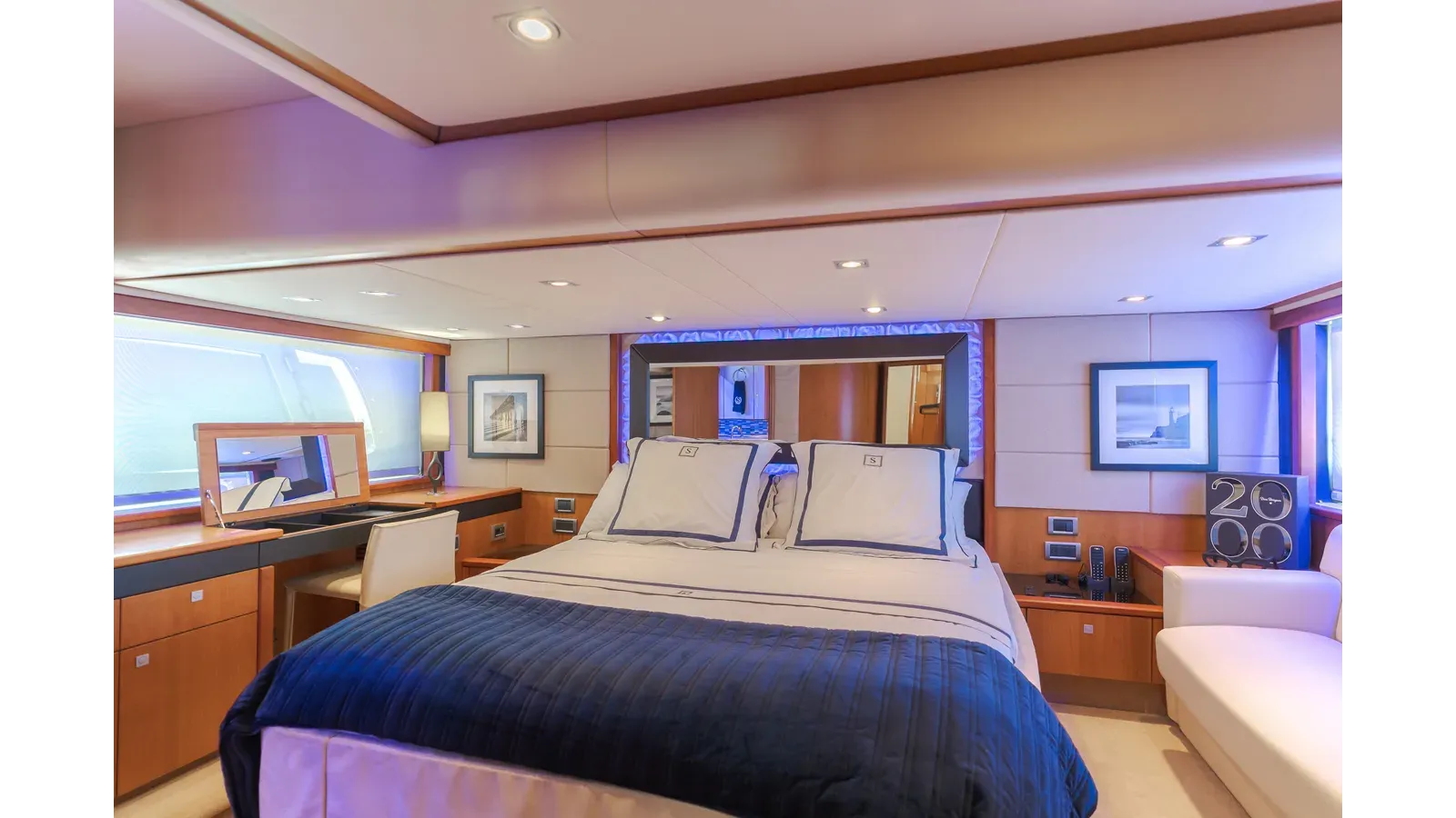 Buy a yacht No Name