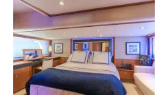 Buy a yacht No Name