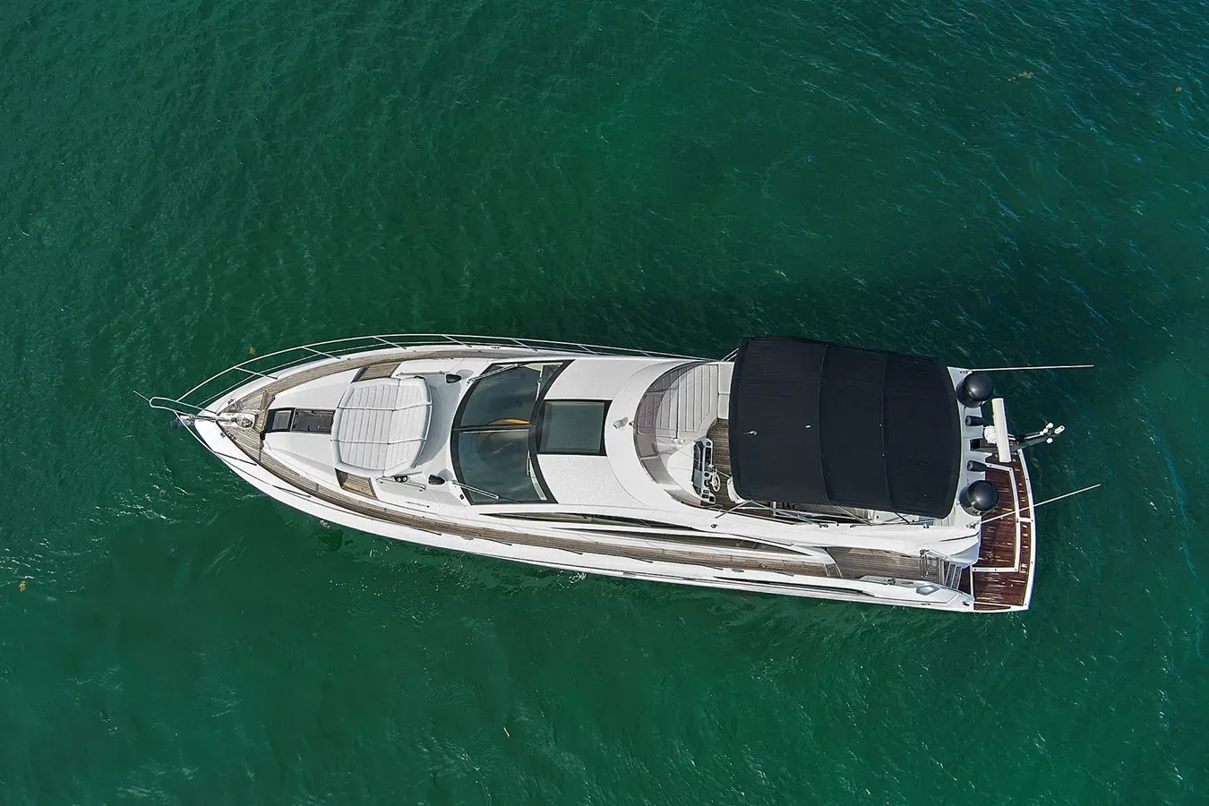 Buy a yacht El Rey - Sunseeker