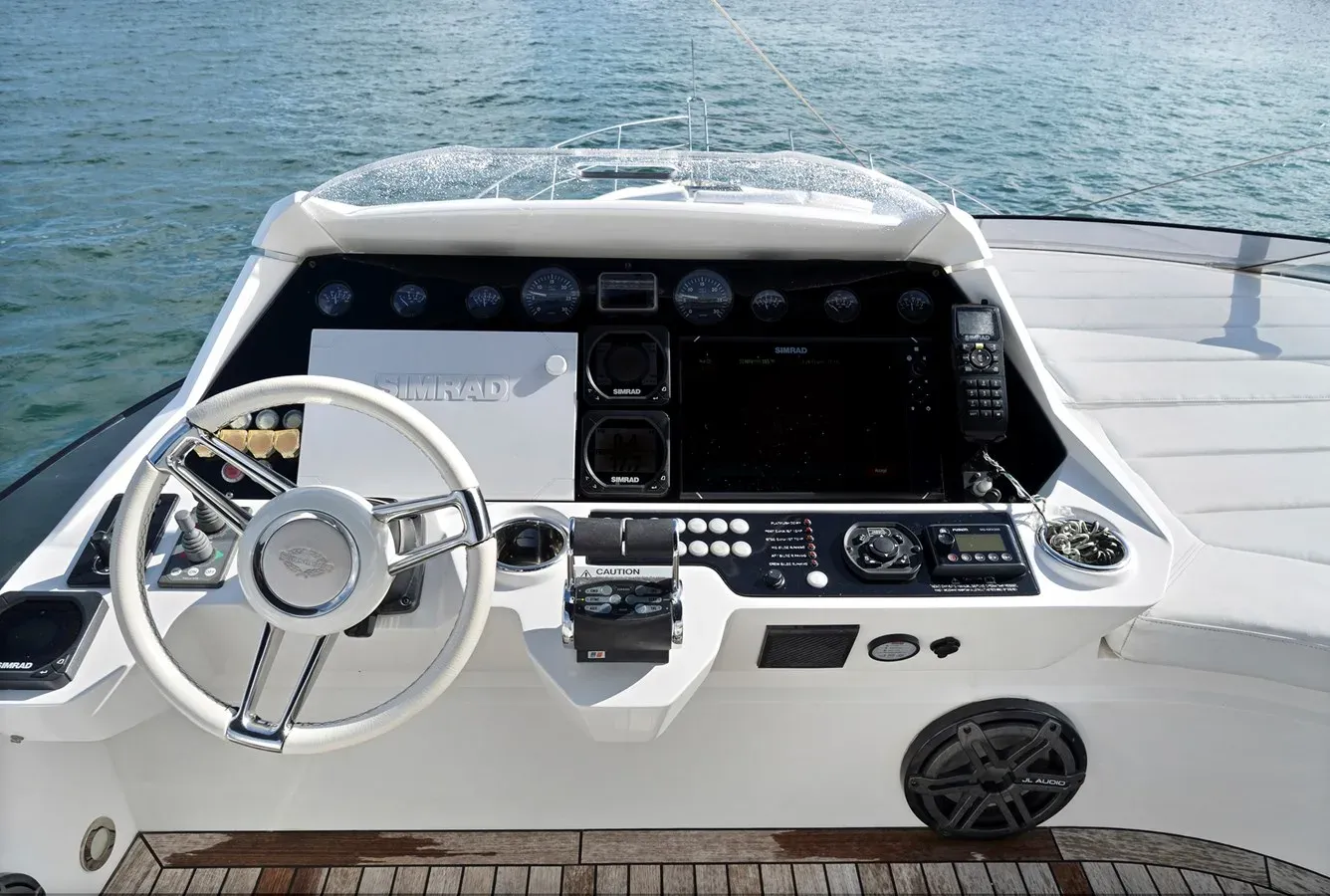 Buy a yacht El Rey 70