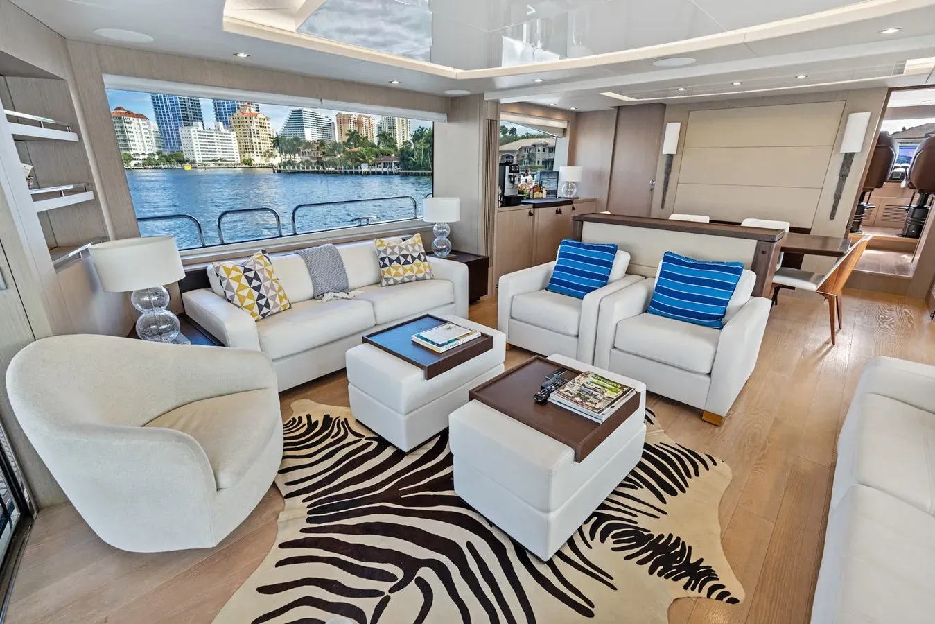 Buy a yacht AQUA VISTA - Sunseeker