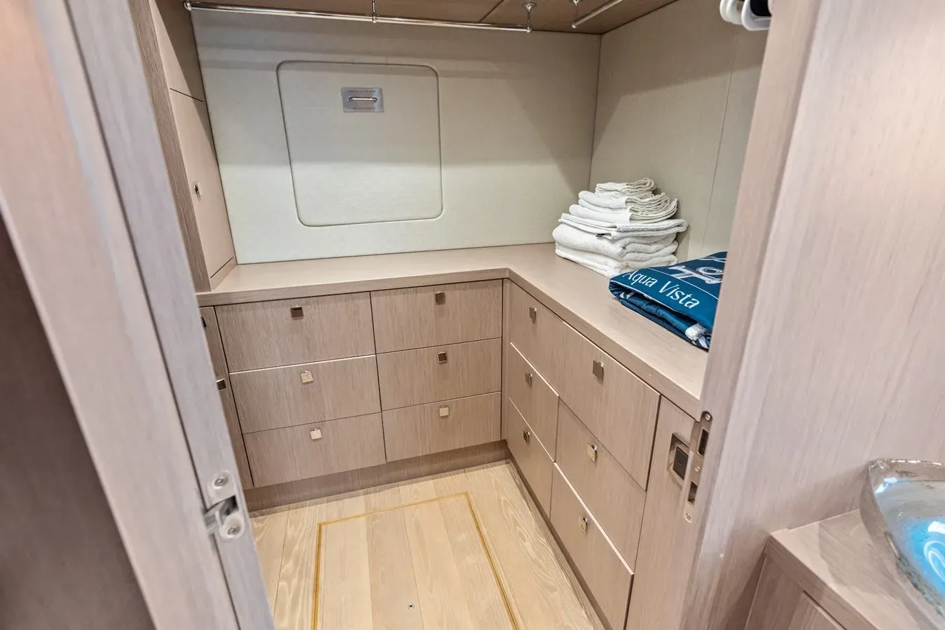 Buy a AQUA VISTA 2019 at Shestakov Yacht Sales