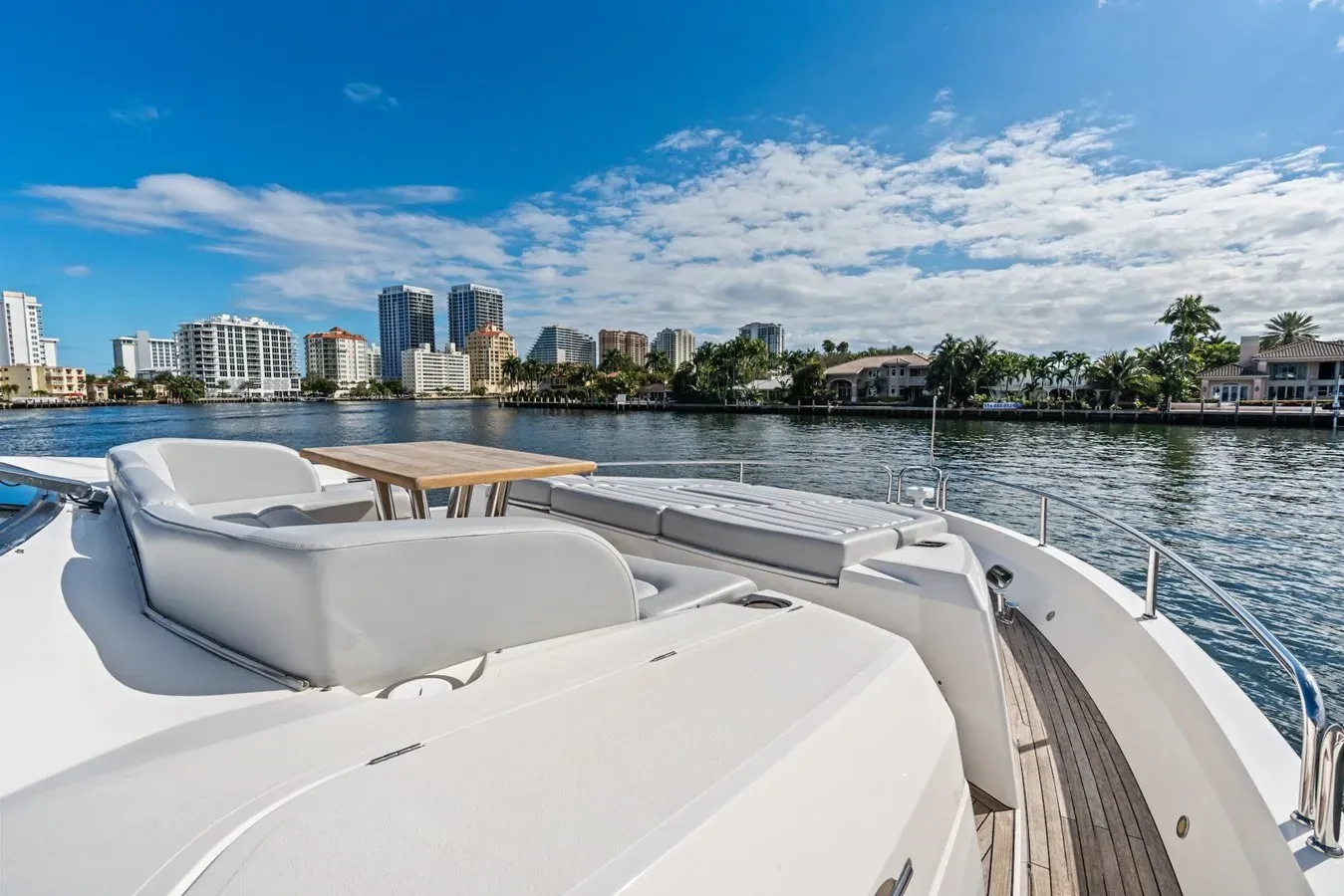 Buy a AQUA VISTA 86 at Shestakov Yacht Sales