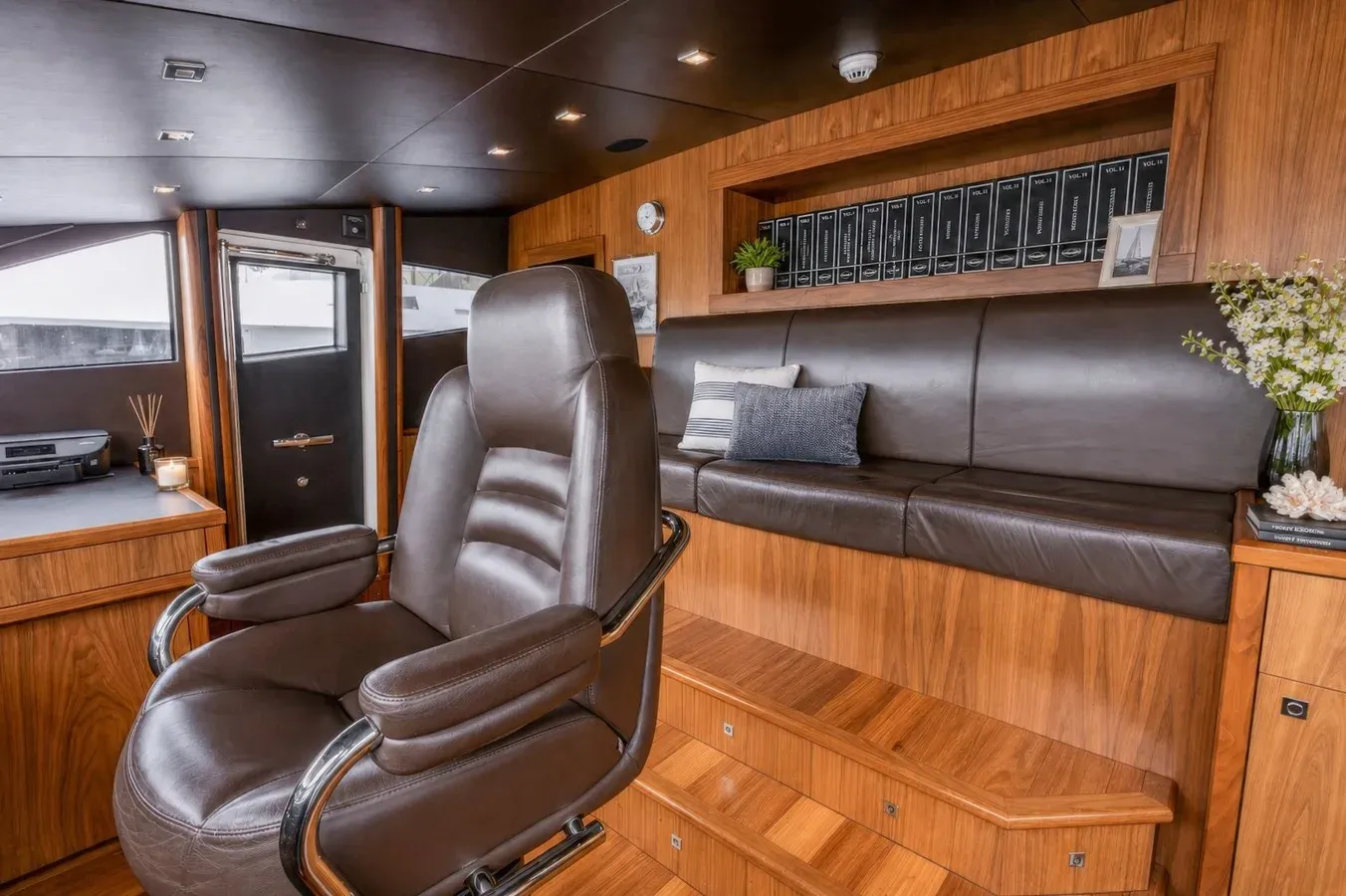 Купить яхту Marin 2014 в Shestakov Yacht Sales