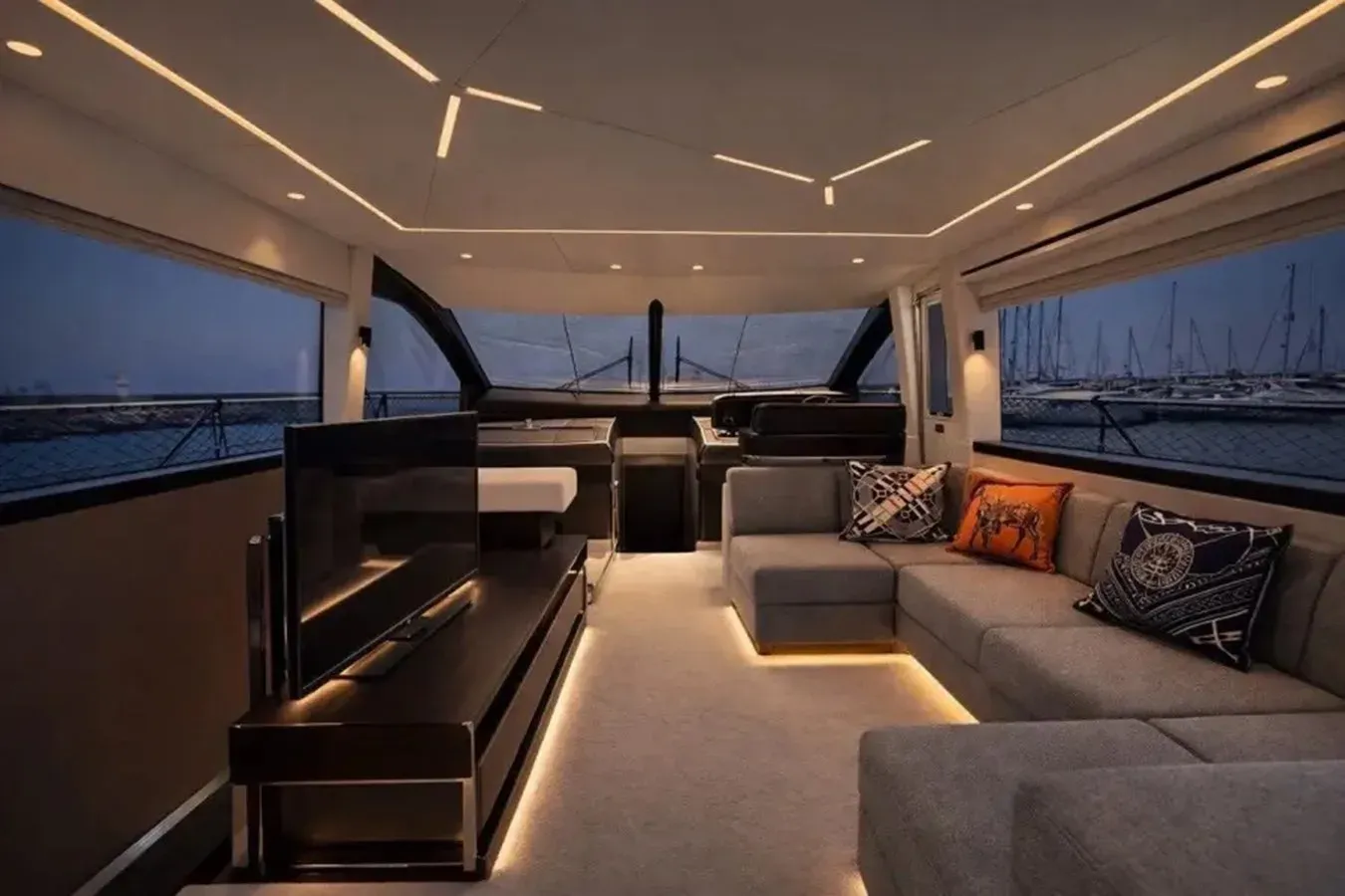 Buy a Sunseeker Manhattan 68 at Shestakov Yacht Sales