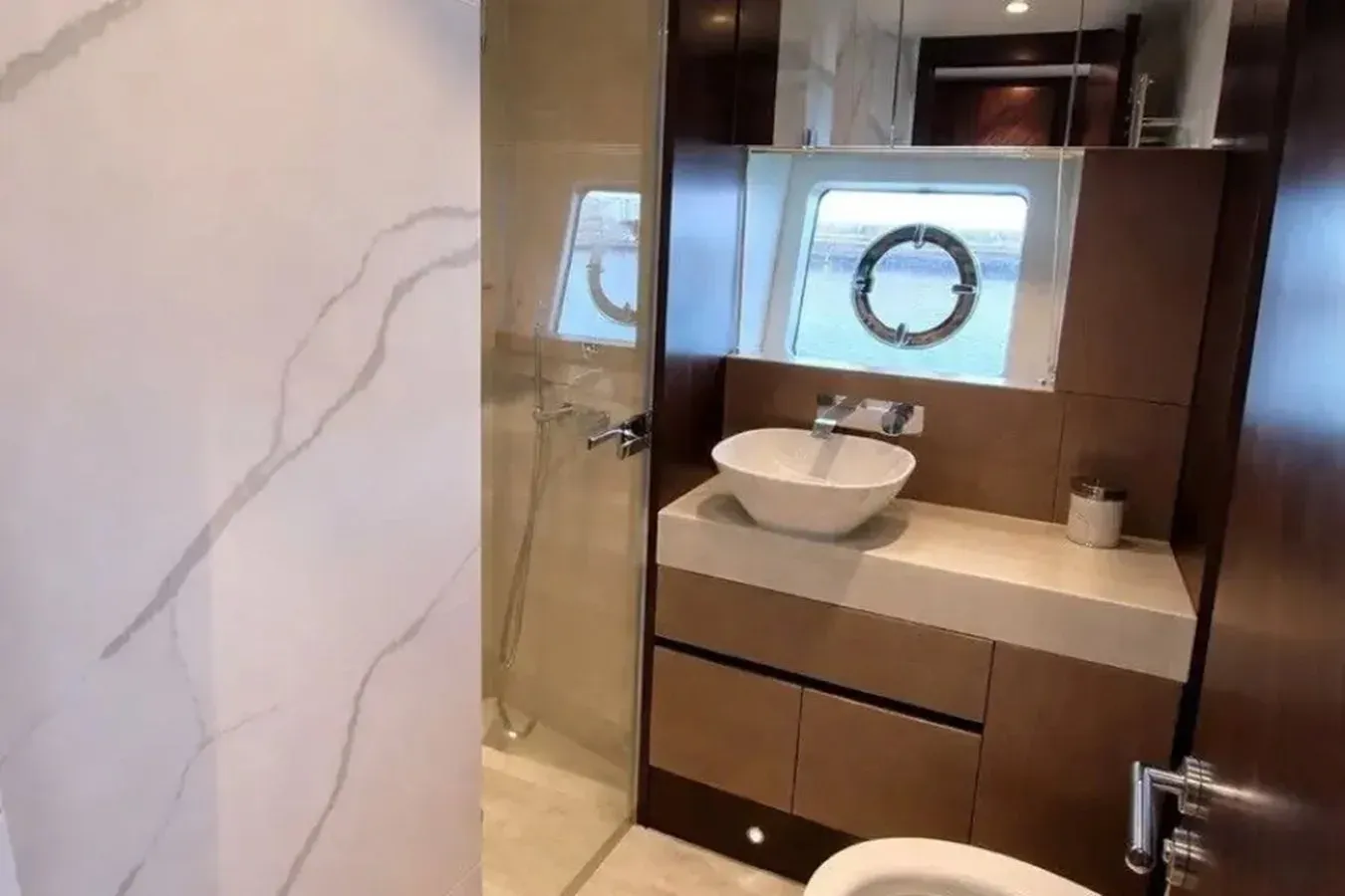 Sunseeker Manhattan 68 - Sunseeker yacht sale