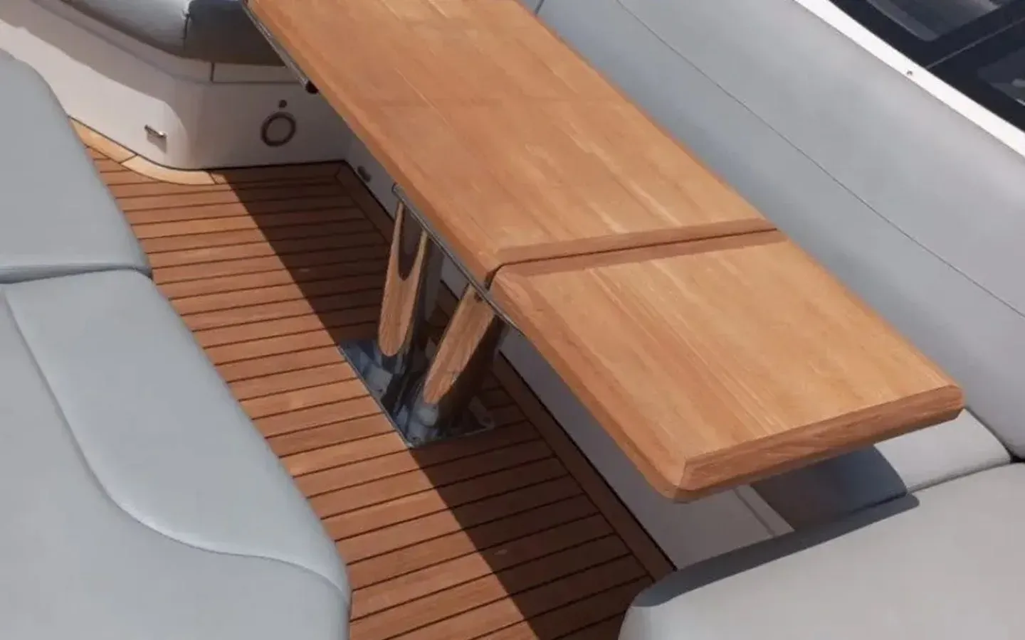 Buy a yacht Sunseeker Manhattan 68 2020